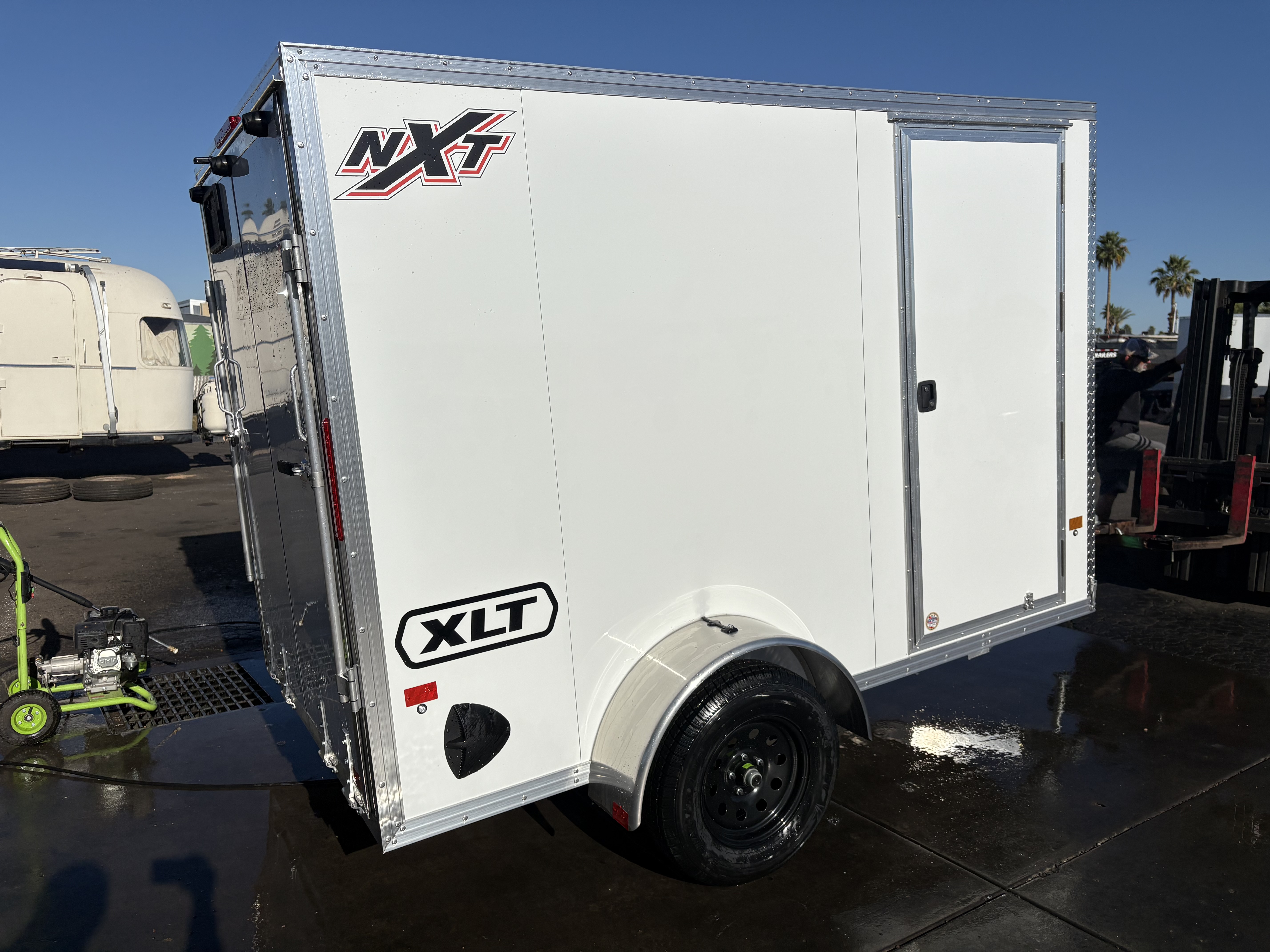 Alcom 10x6 All Aluminum XLT-P2 Enclosed, 3K GVWR, Limited Edition, Ramp Door - Stock #ALC233 - Image 4 of 4