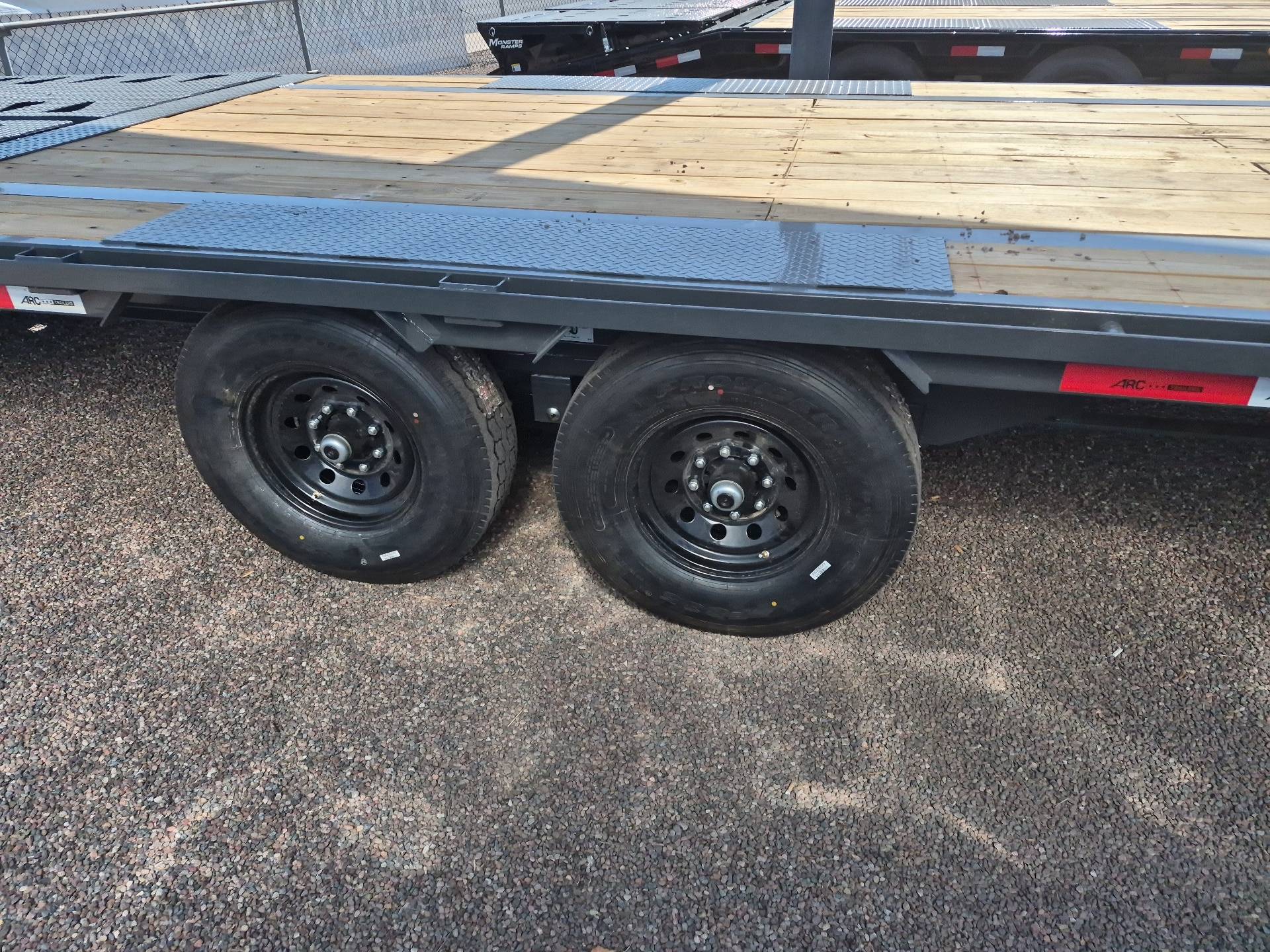 ARC Trailers 25'x102" 14K Gooseneck Flatbed Trailer w/ Ramps (GDS)