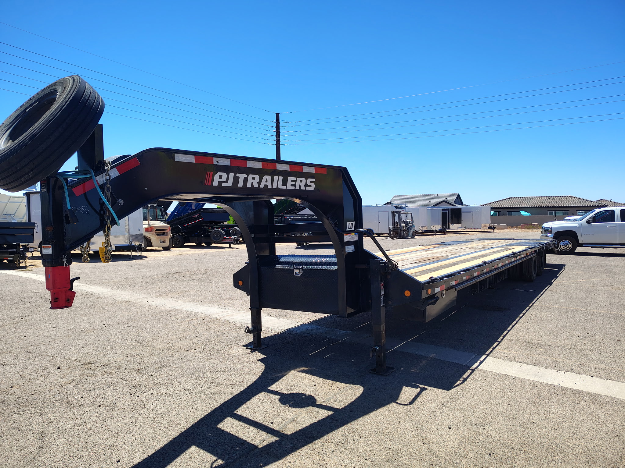 P.J. Trailers 40' Low-Pro Flatdeck w/ Duals, Air Ride, Elec/Hyd Disc brakes, 25K GVWR - Stock #USD8810 - Image 8 of 11