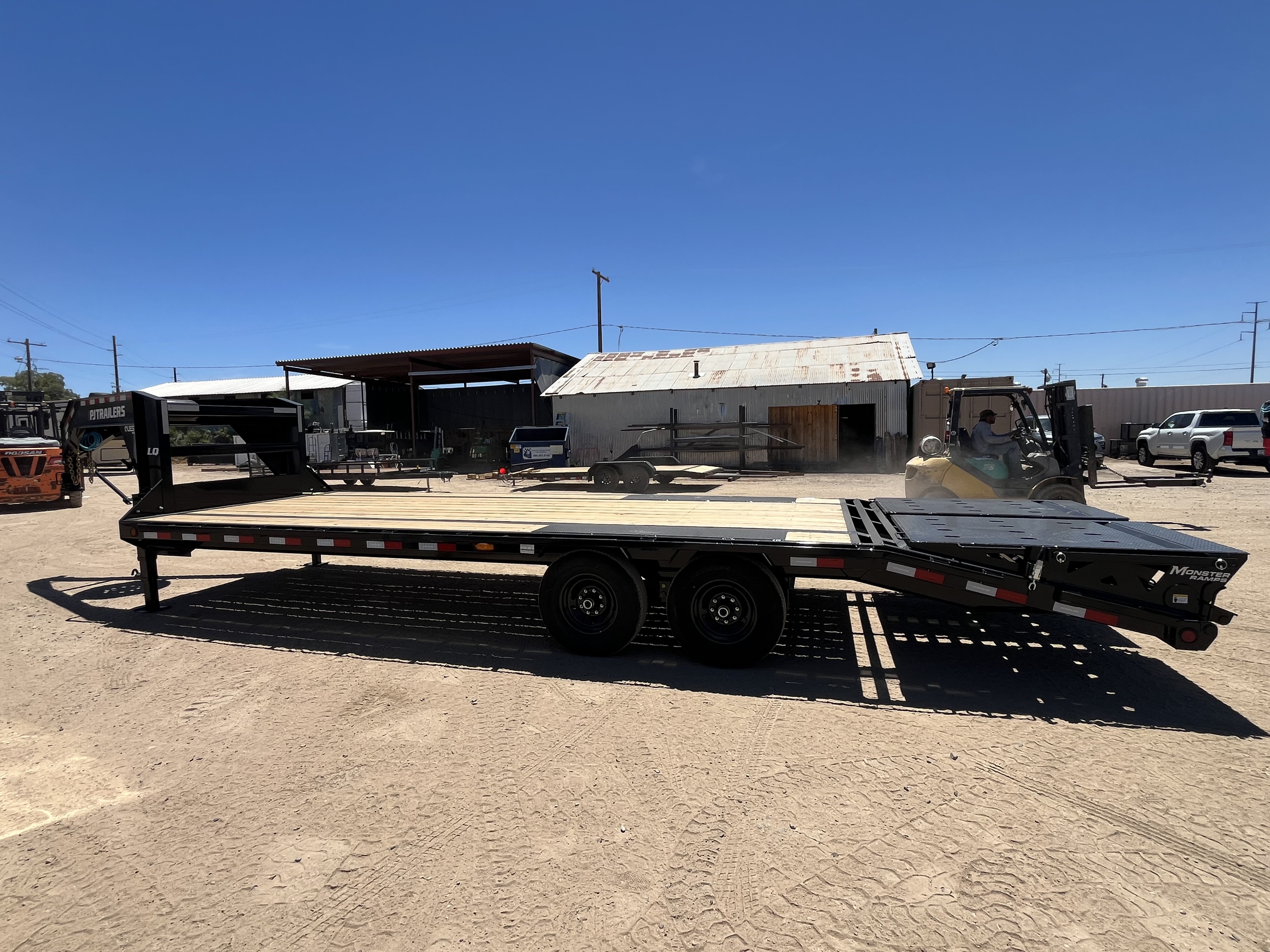 P.J. Trailers 25'x102" Gooseneck Flatbed Quest Series (LQ) - Stock #PPJ11221 - Image 3 of 8
