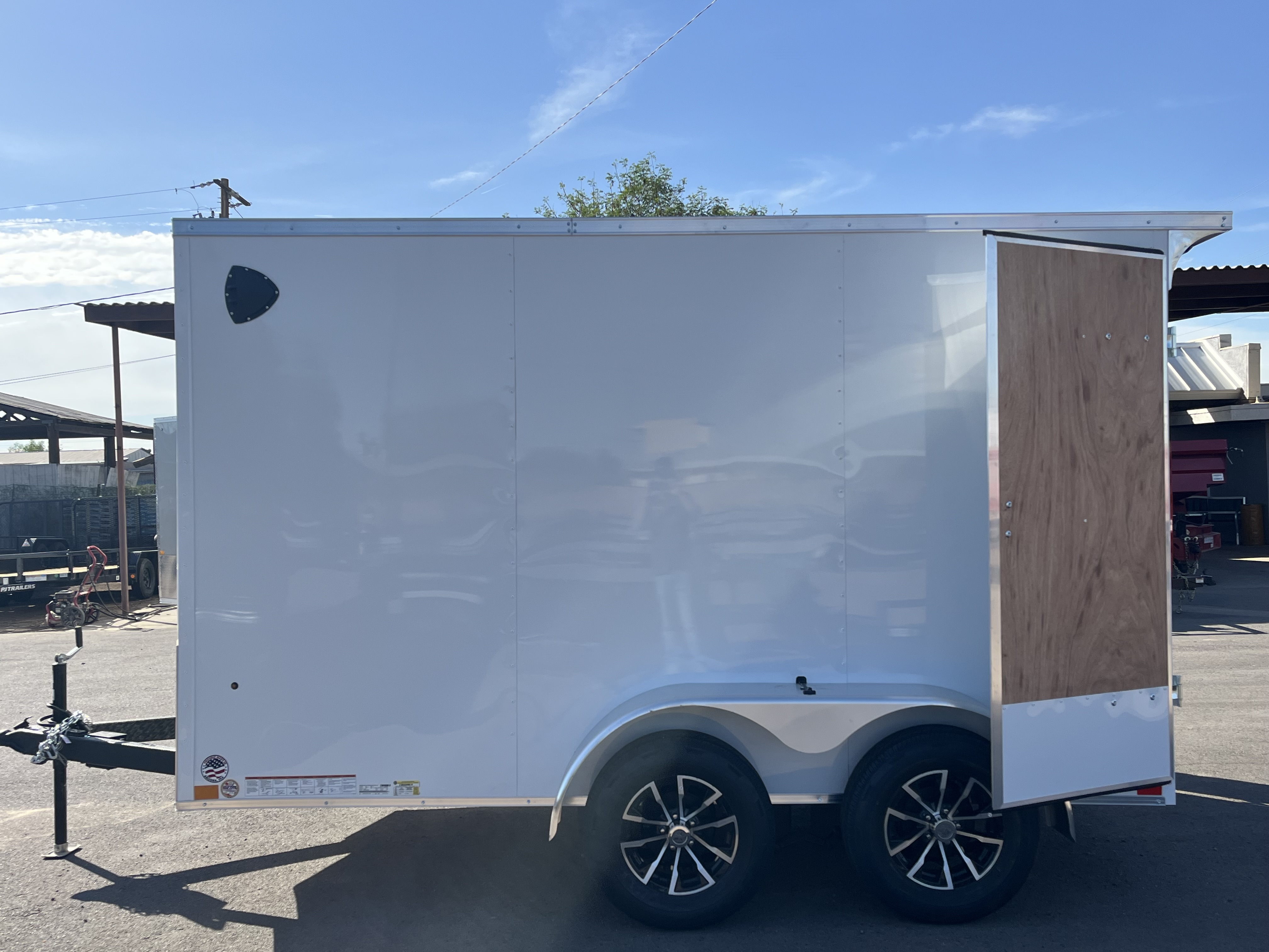 Compass 12x7 Indigo DLX, 7K GVWR, Rear Double Doors