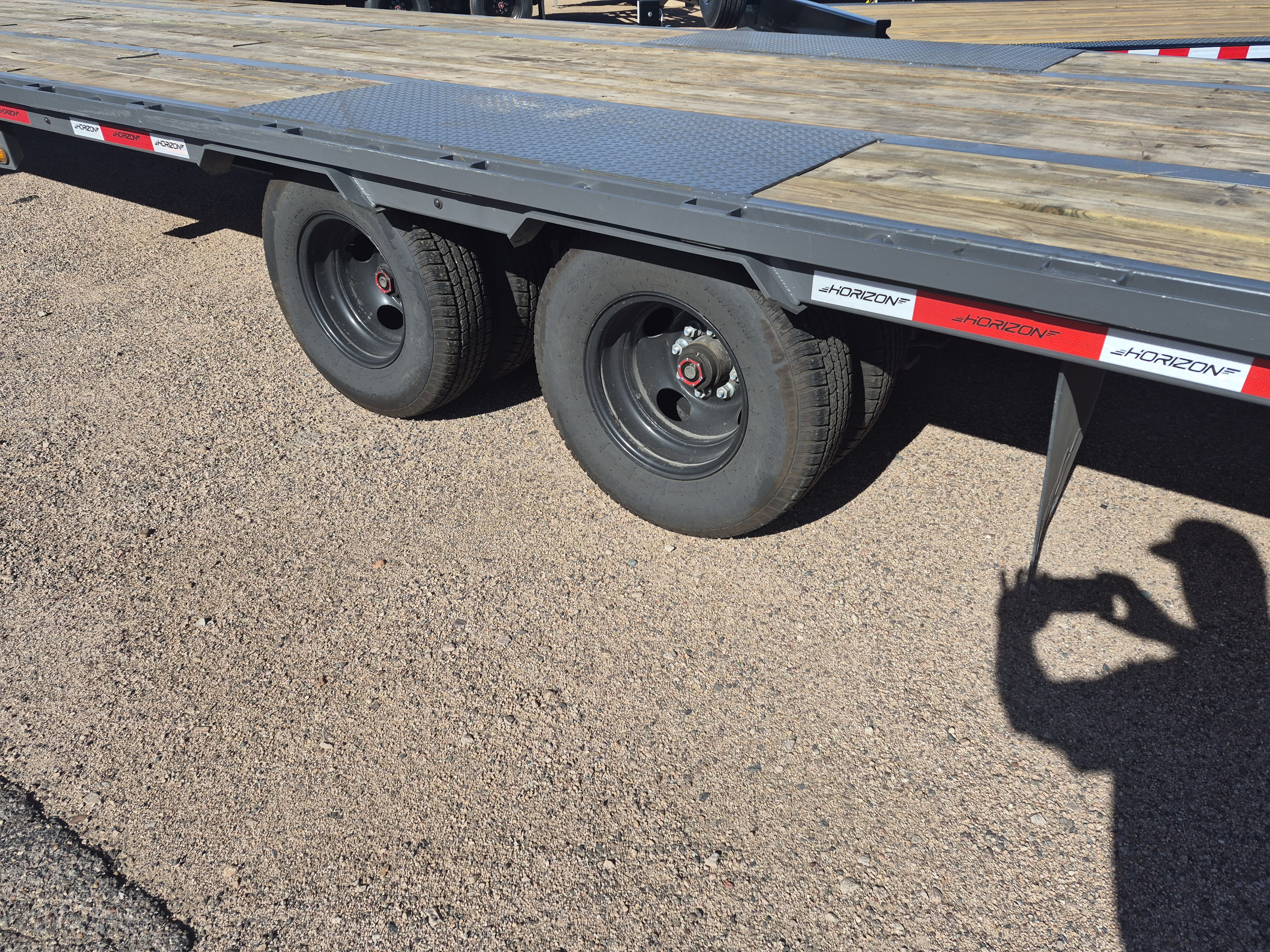 Other Horizon Deckover Gooseneck Tandem Dual 102x36 - Stock #USD2747 - Image 2 of 4