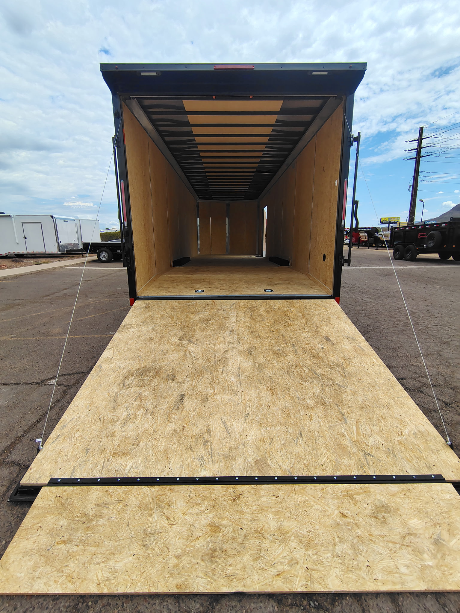 Formula 8.5'x28' Enclosed Car Hauler w/ Rear Ramp Door (Conquest)