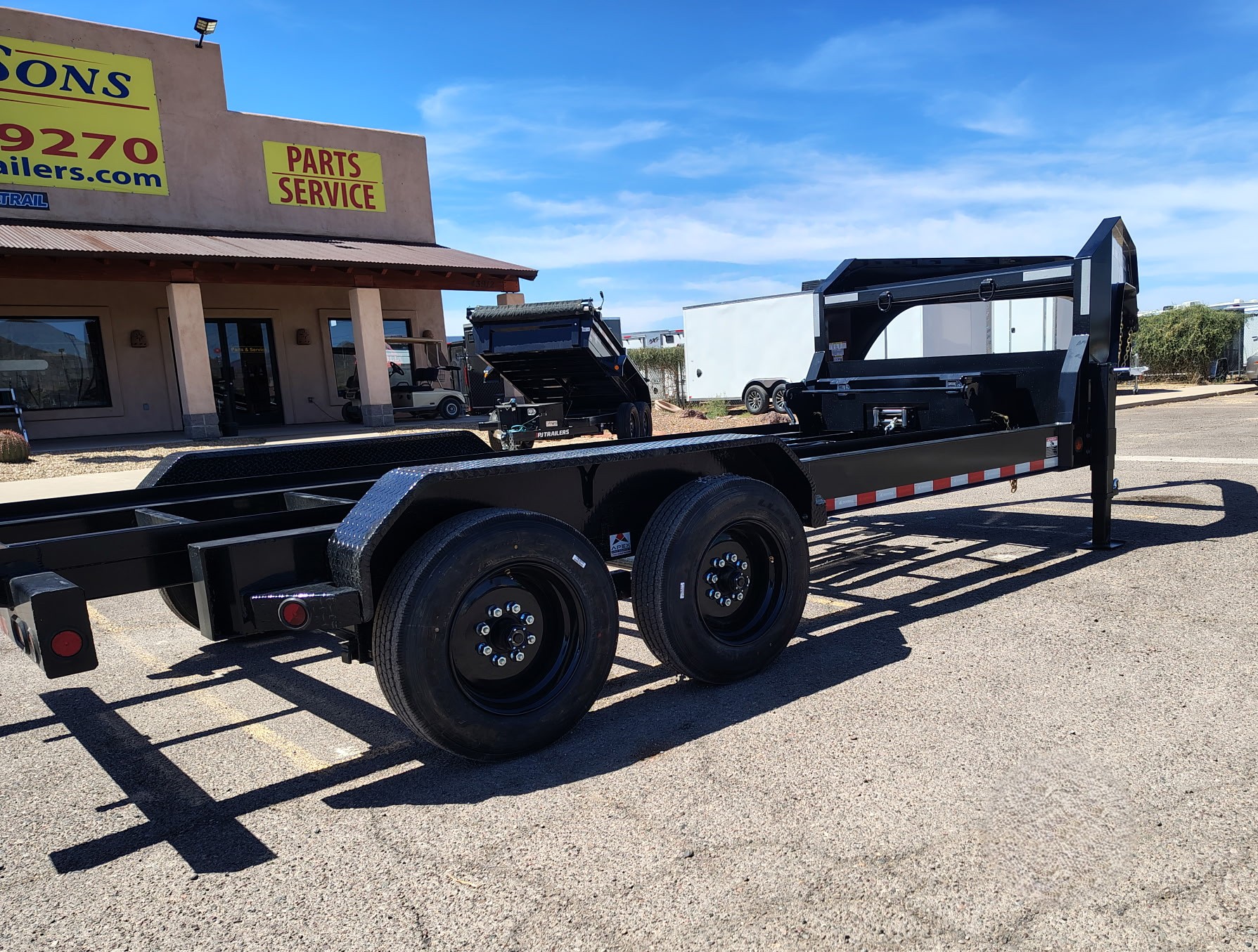Norstar 16x83 Ironbull Gooseneck, Tandem Axle, Roll Off Chassis, 16K GVWR, 16 PLY - Stock #NST1440 - Image 7 of 12