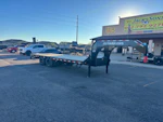 P.J. Trailers 25' Gooseneck, Low-Pro Flatdeck with Duals, Hydraulic Jacks, 25K GVWR Stock #PPJ10900 - Thumbnail 2