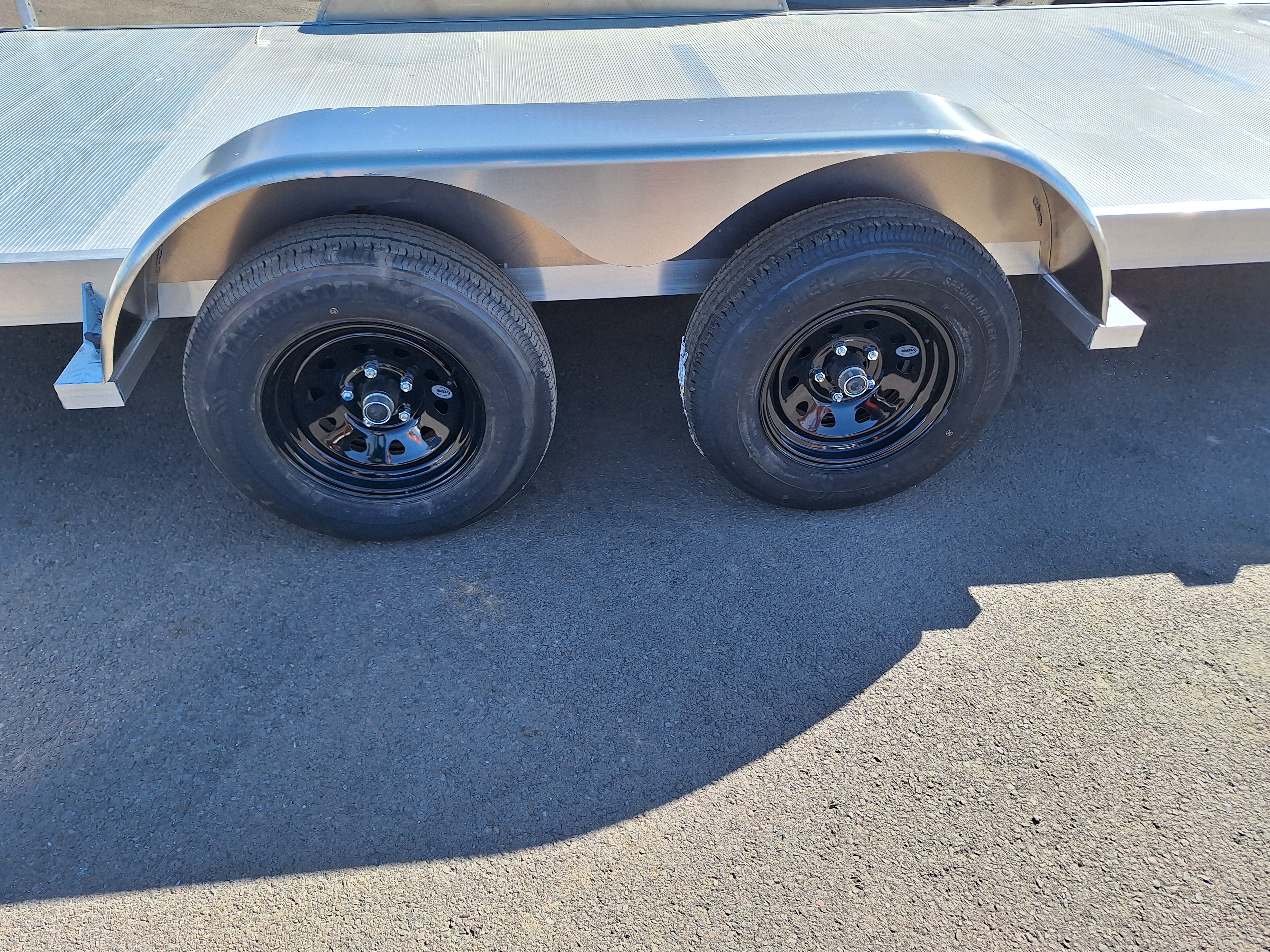 Aluma 18x82 All Aluminum, 7K GVWR, Tandem Axle - 8218ESA-TA-EL-R-RTD - Stock #ALU256 - Image 8 of 12
