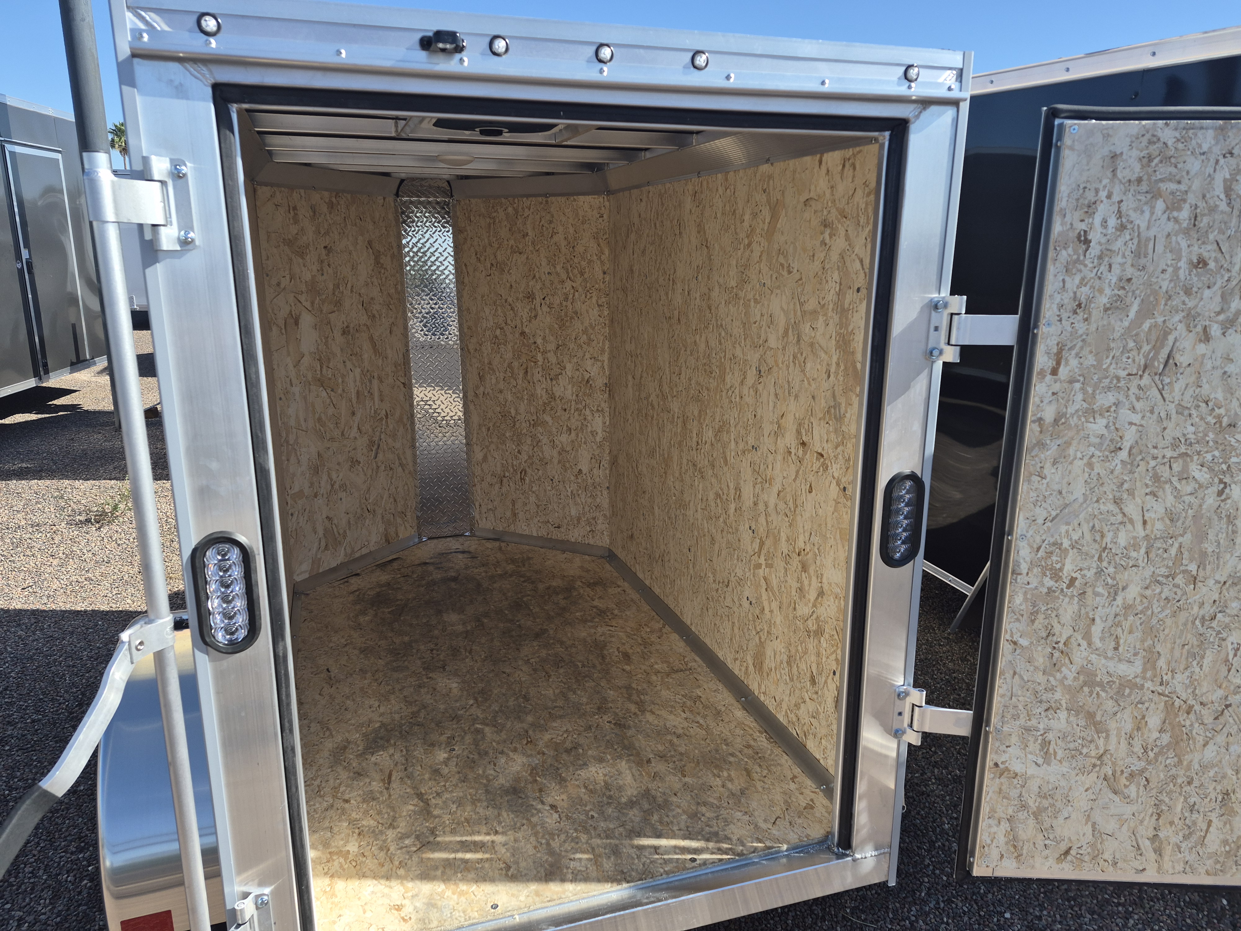 TRITON 6x4 All Aluminum, NXT Enclosed, 2K GVWR, Swing Door - Stock #ALC243 - Image 3 of 3