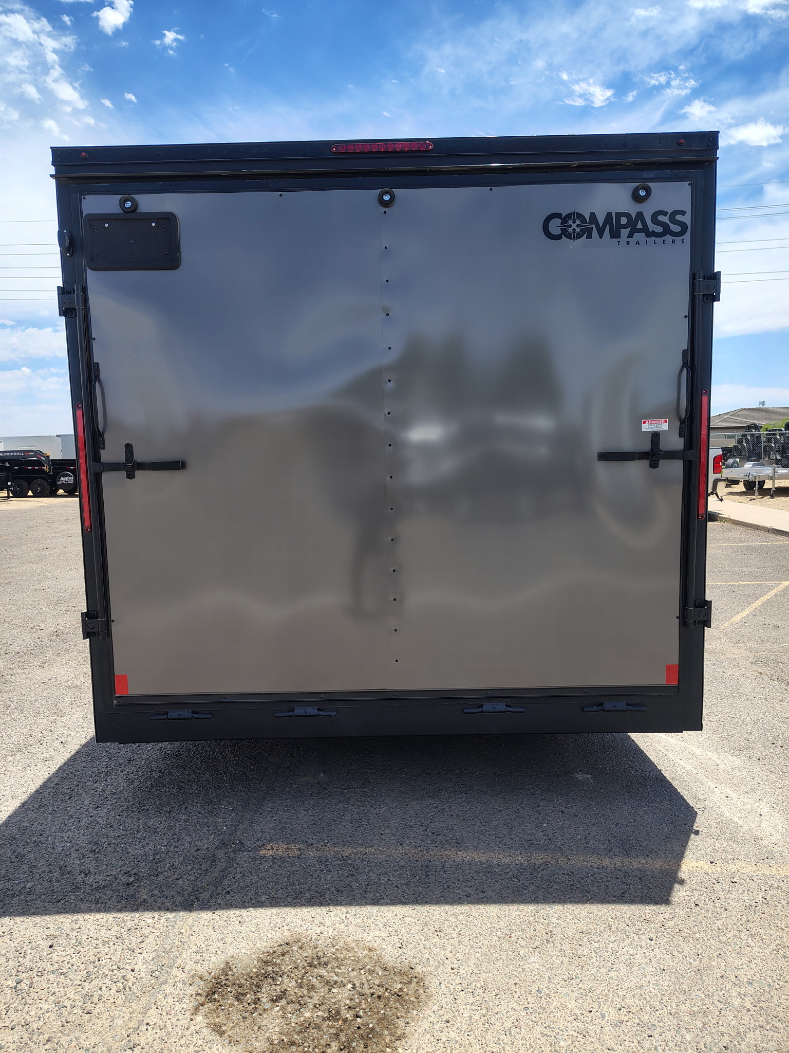 Compass 20x8.5 Indigo DLX, 7K GVWR,Ramp Door - Stock #CMP2866 - Image 4 of 8