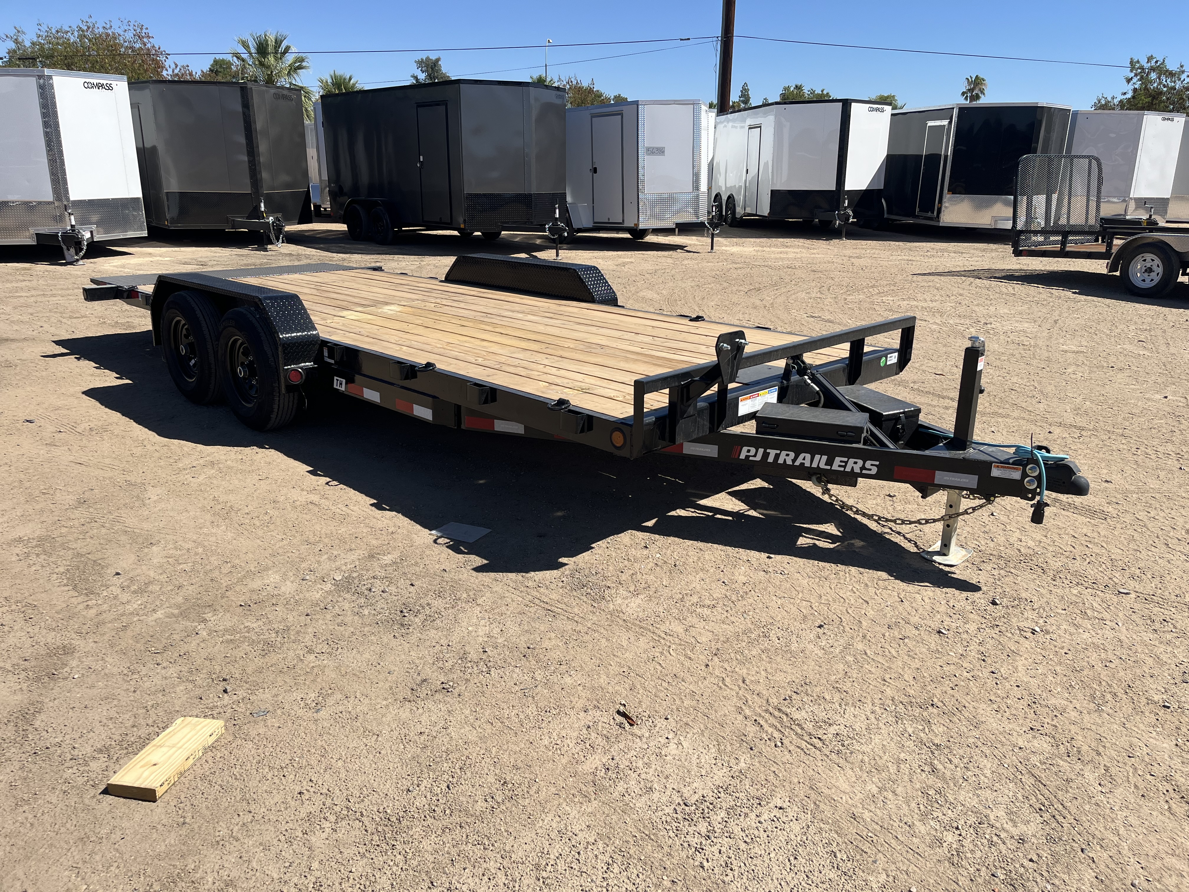 P.J. Trailers 20x83 Hydraulic Quick Tilt, 10K GVWR - Stock #PPJ11217 - Image 1 of 9