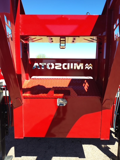 Midsota 36X102  Gooseneck, Tandem Axle, 10FT Hydraulic Tail, Hyd. Jacks, 25,900 GVWR - Stock #MI003 - Image 9 of 18