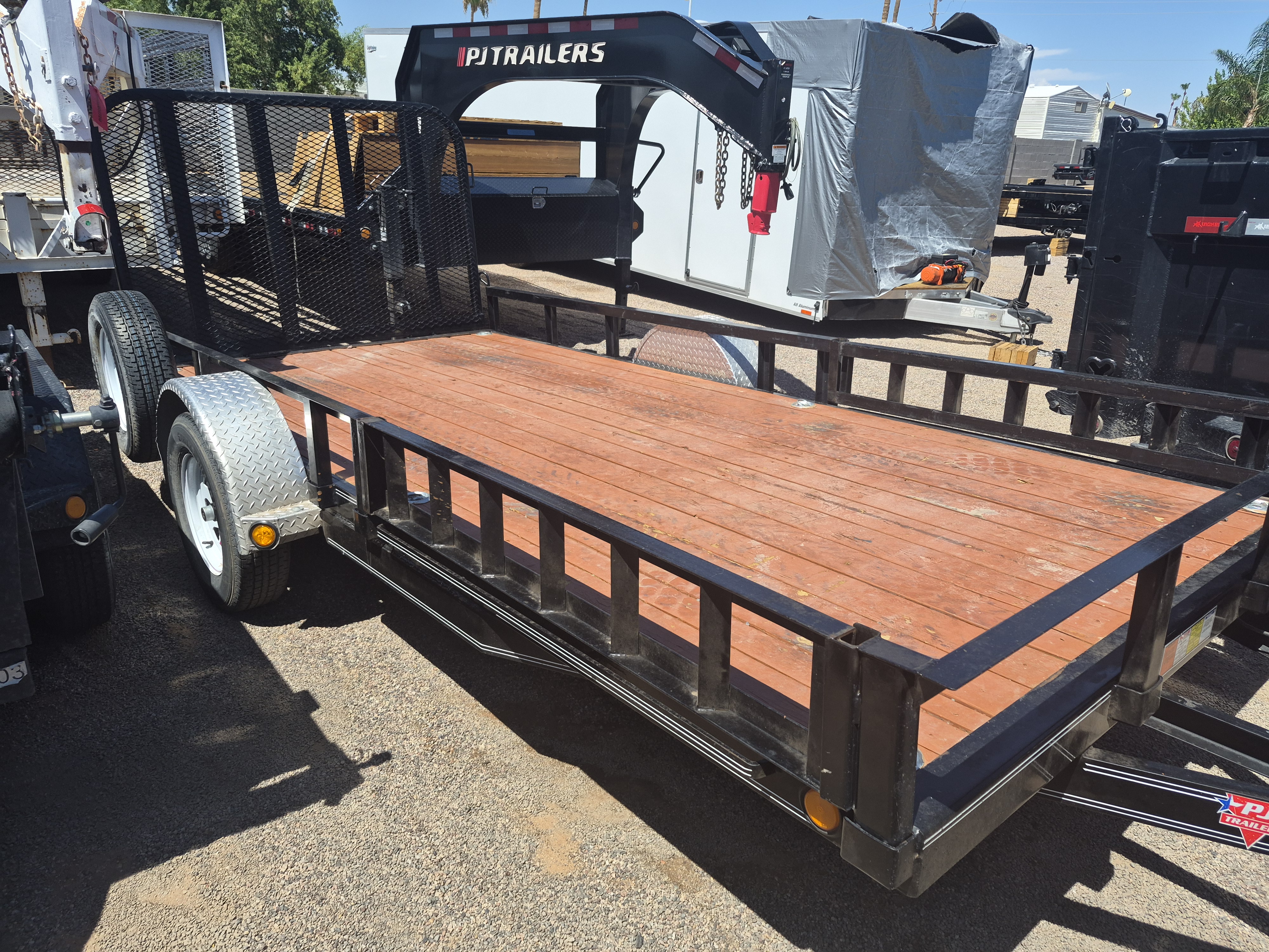 PJ TRAILERS 2024 PJ 77x14 single axle utilty with side load ramps - Stock #USD2044 - Image 2 of 3