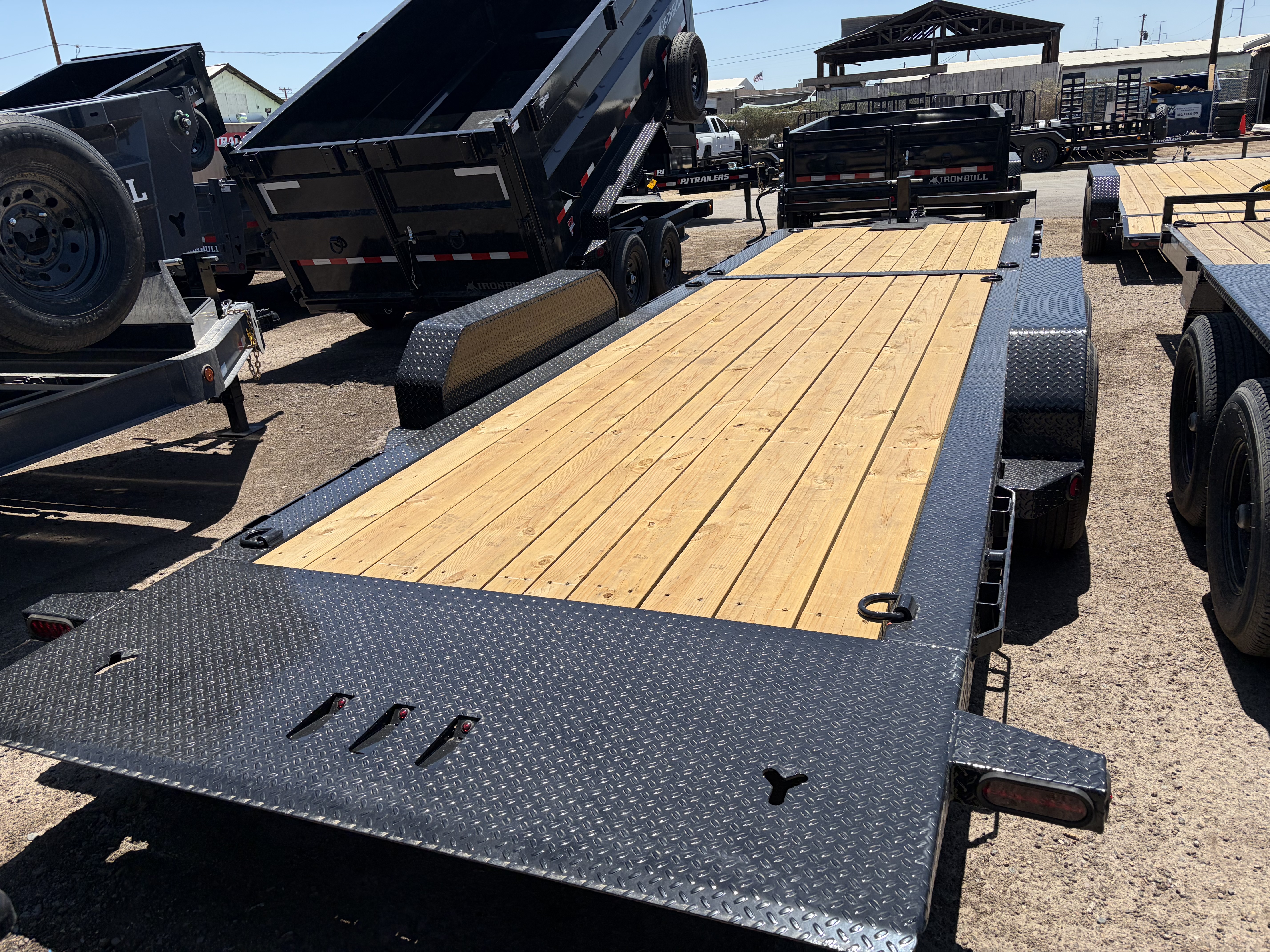 Norstar 24x83 Ironbull Tandem Axle, 14K GVWR, Low-Pro Gravity Tilt - Stock #NS595 - Image 3 of 10