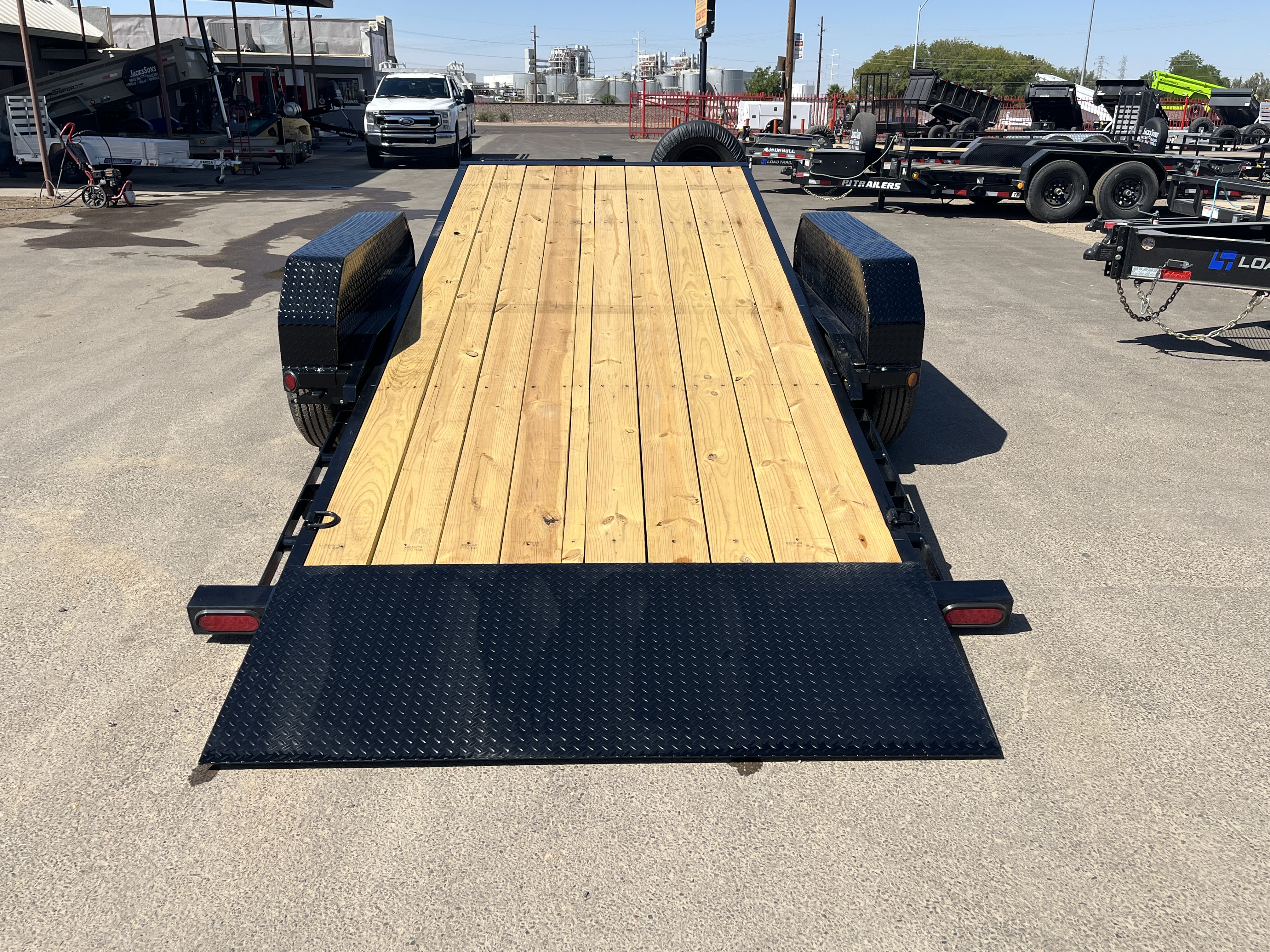 P.J. Trailers 20x83 Tandem Axle, 14K GVWR, Equipment Tilt - Stock #PPJ11173 - Image 6 of 10