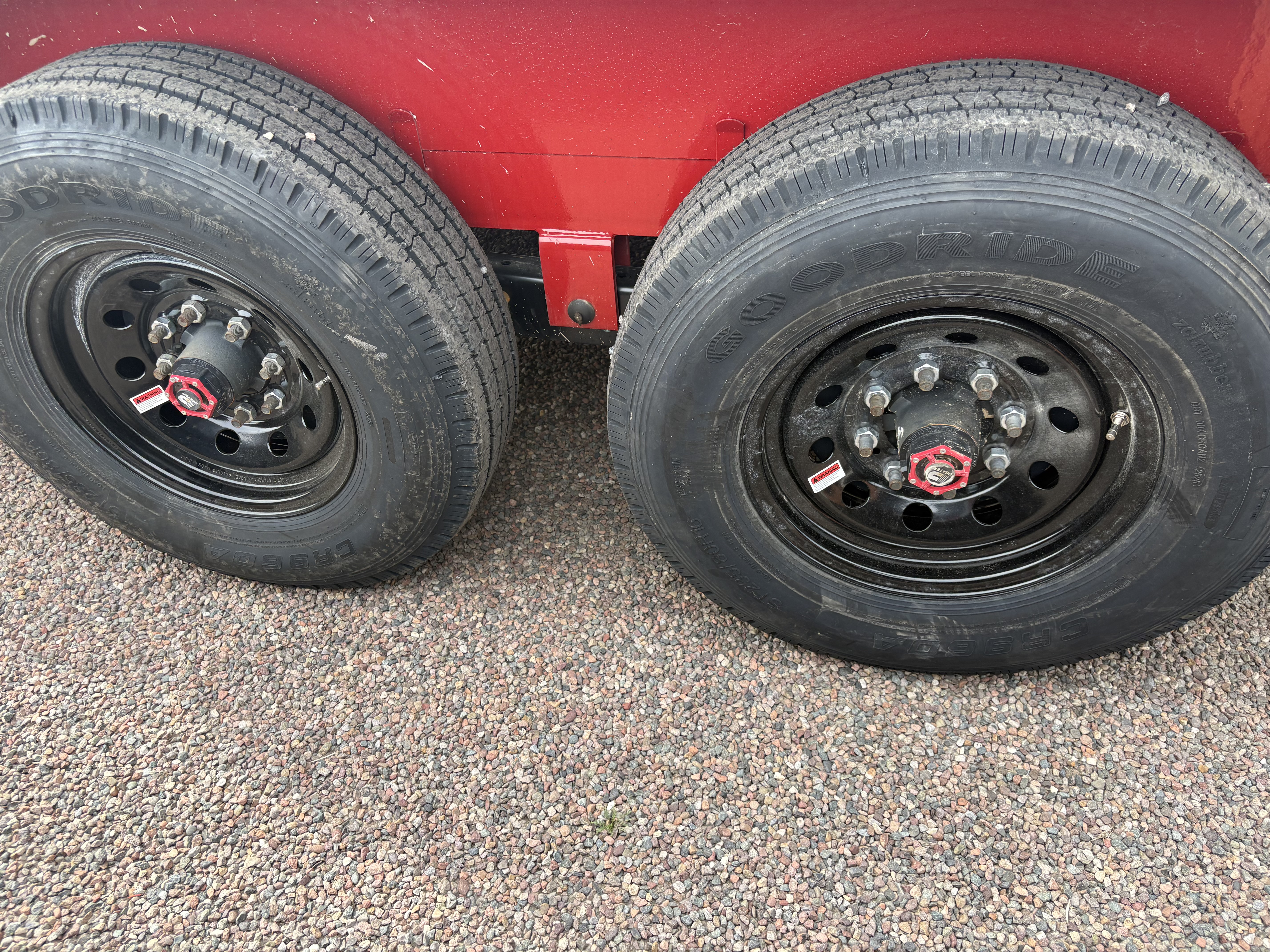 Load Trail 30x83 Tandem Axle, 16K GVWR, Carhauler, Slide in Ramps - Stock #LT969 - Image 2 of 4