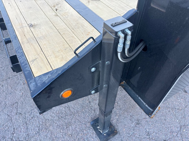 P.J. Trailers 36' Gooseneck Low-Pro Low-Pro with Hydraulic Dove, 25K GVWR - Stock #PPJ11000 - Image 6 of 9
