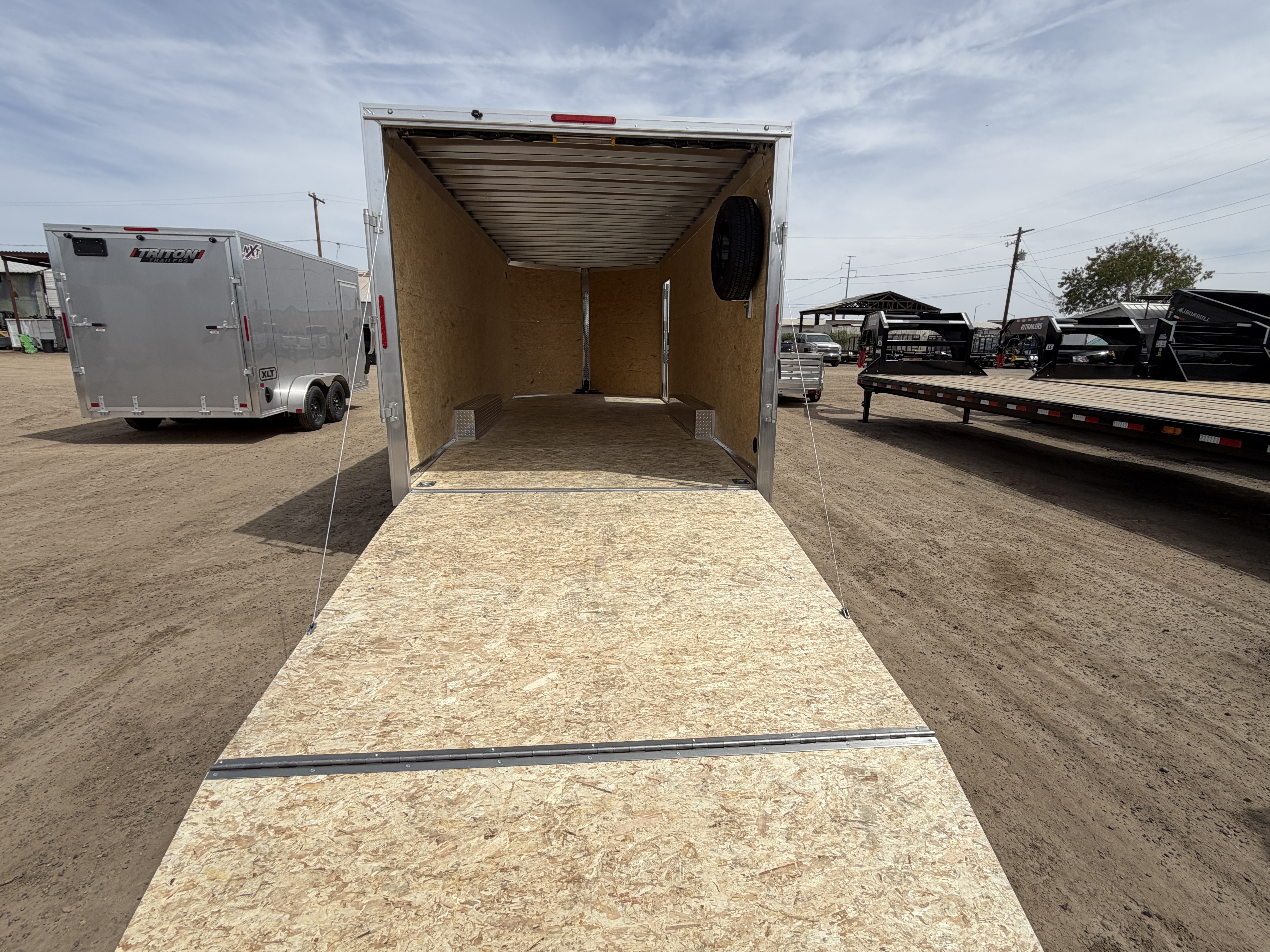 Alcom 20x8.5 All Aluminum XLT-P Car Hauler, 10K GVWR, Side Door, Ramp Door - Stock #ALC261 - Image 9 of 9