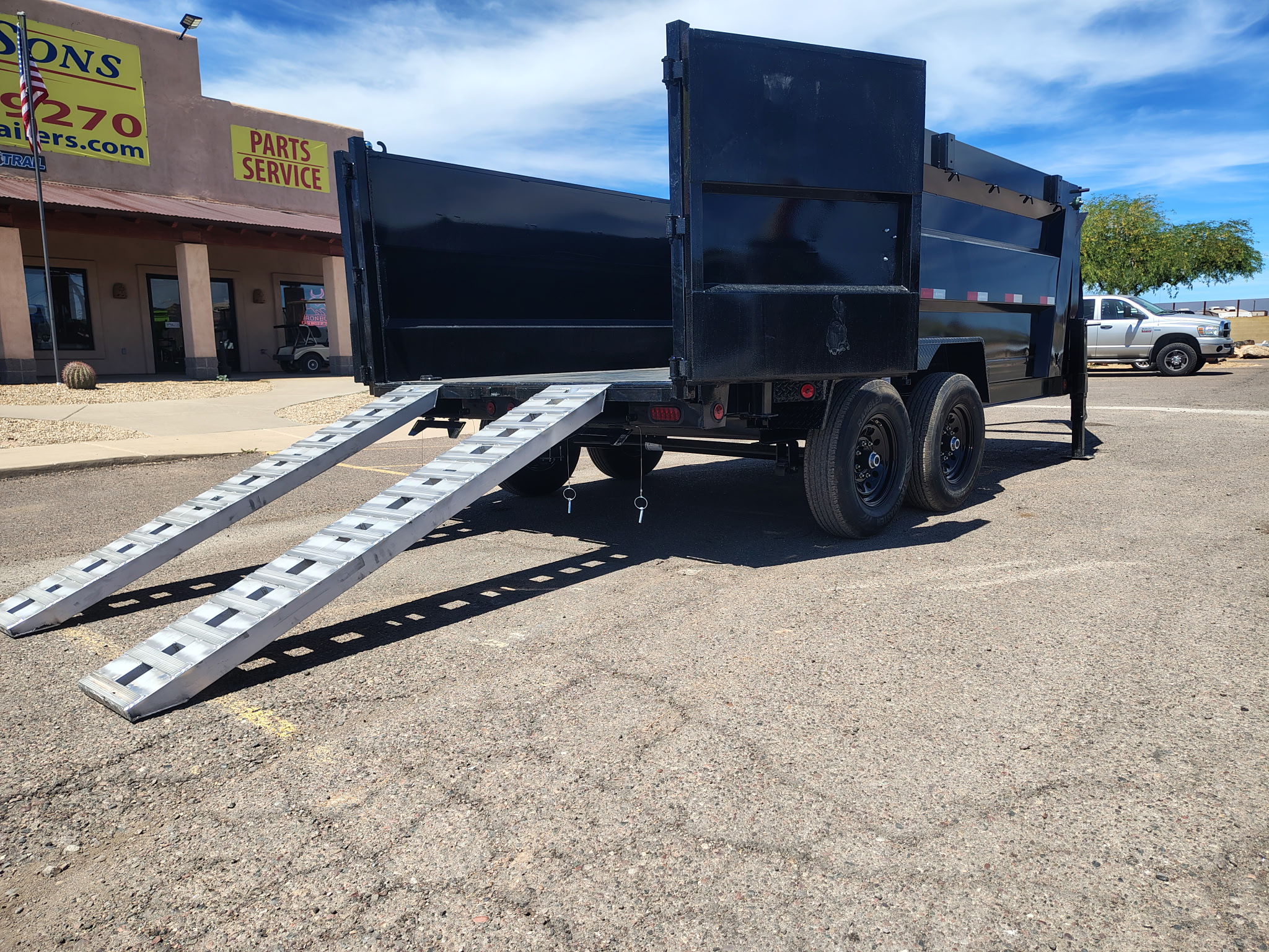 Norstar 14x83 IronBull Gooseneck, Tandem Axle Dump, 15K GVWR, 48" Sides,  Telescopic Cylinder - Stock #NST1429 - Image 1 of 9
