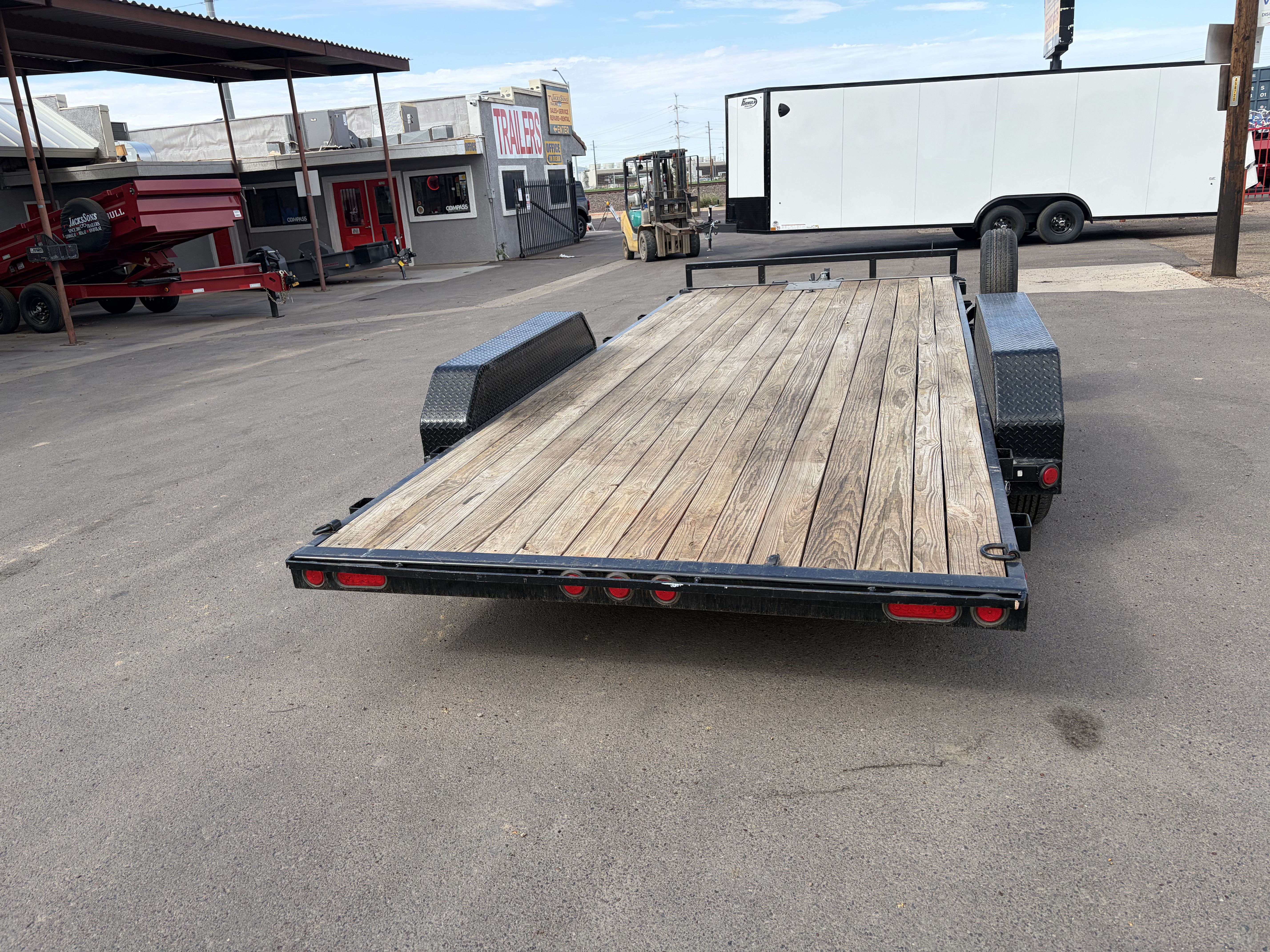 PJ Trailers 18x83 Car Hauler