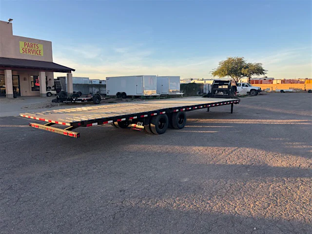 P.J. Trailers 36' Gooseneck Low-Pro Low-Pro with Hydraulic Dove, 25K GVWR - Stock #PPJ11000 - Image 2 of 9 P.J. Trailers 36' Gooseneck Low-Pro Low-Pro with Hydraulic Dove, 25K GVWR - Stock #PPJ11000 - Image 2 of 9