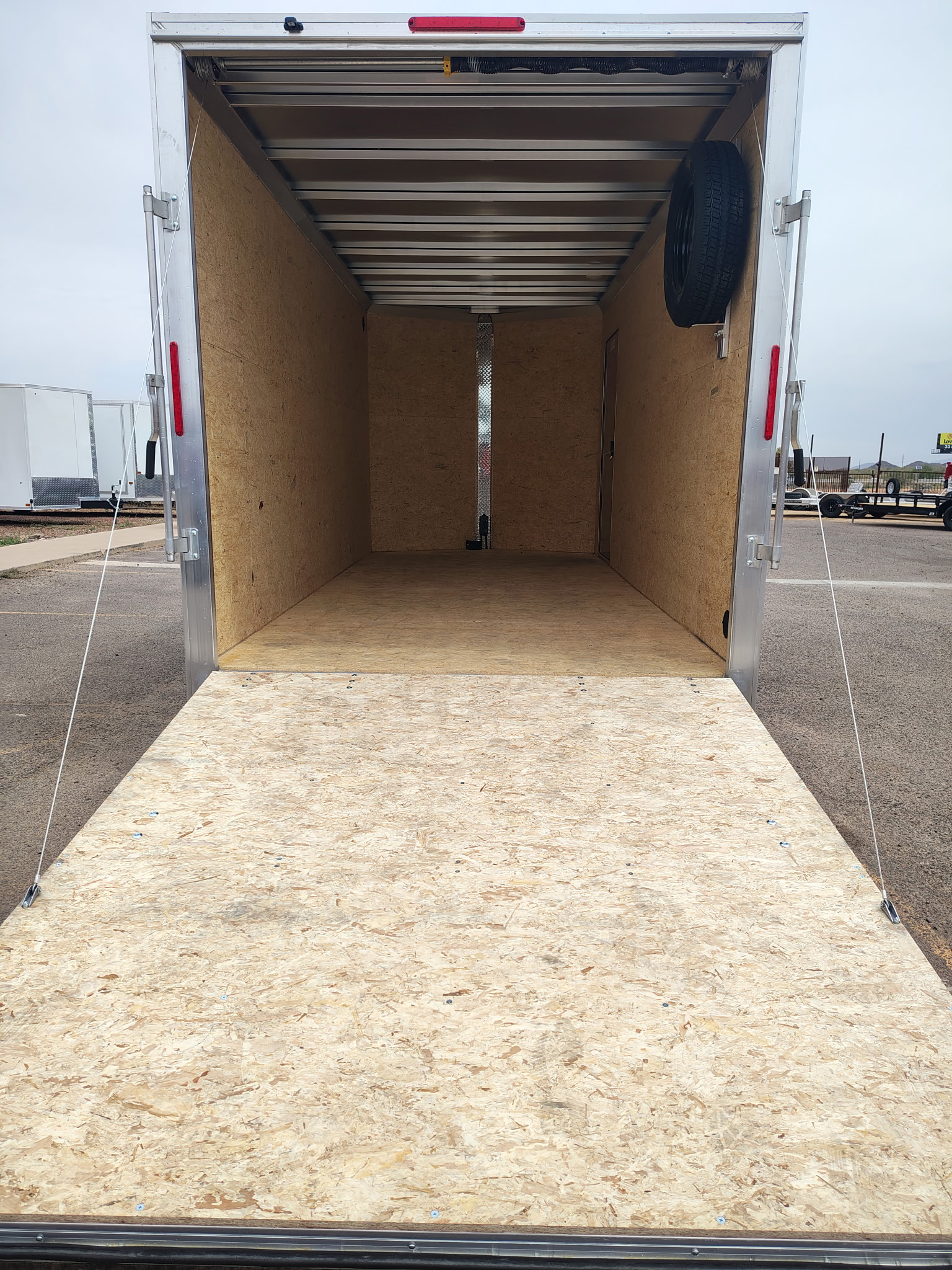 Alcom 16x7 All Aluminum XLT-P Enclosed, 7K GVWR, Limited Edition, Ramp Door - Stock #ALC239 - Image 7 of 10