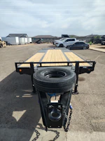 P.J. Trailers 25x102 Tandem Axle 25,900 GVWR Low-Pro Deckover with Duals, Monster Ramps, 14 Ply Tires Stock #PPJ11180 - Thumbnail 9