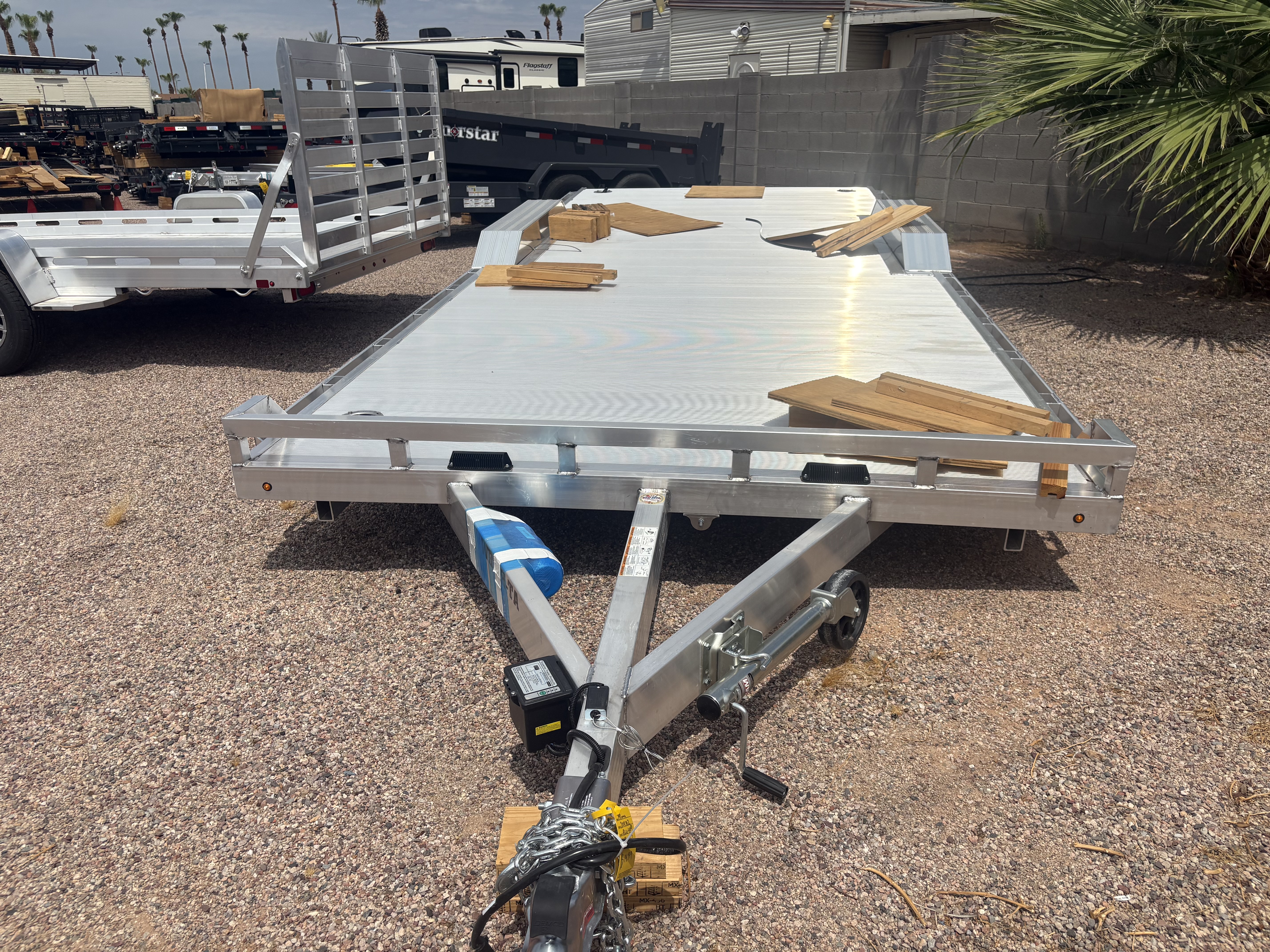 Aluma 20'x102" Aluminum Car Trailer w/ Drive-Over Fenders (WB20H)