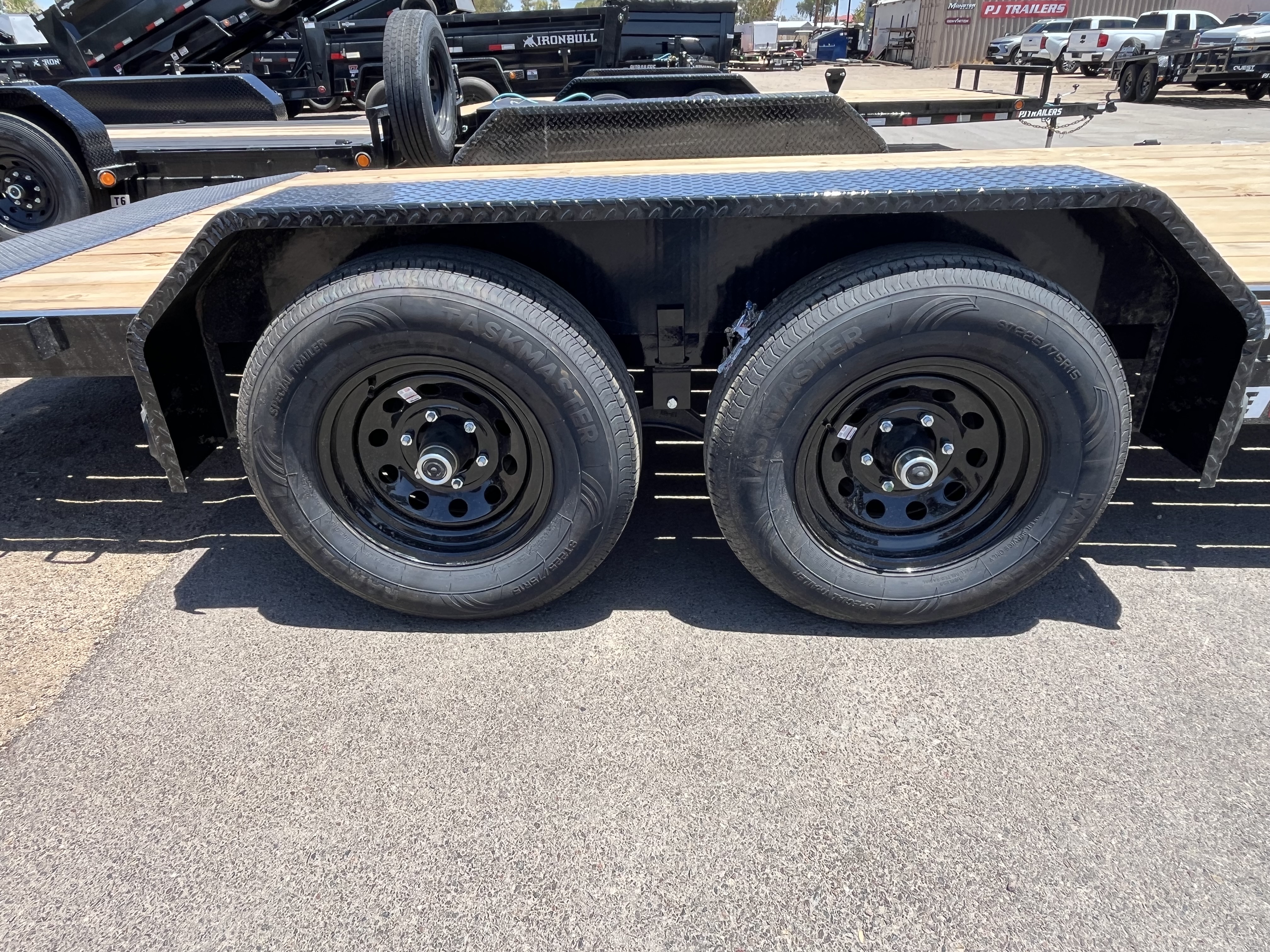 P.J. Trailers 18x83 Tandem Axle Channel Equipment, 10K GVWR, Slide-In Ramps - Stock #PPJ11216 - Image 3 of 8