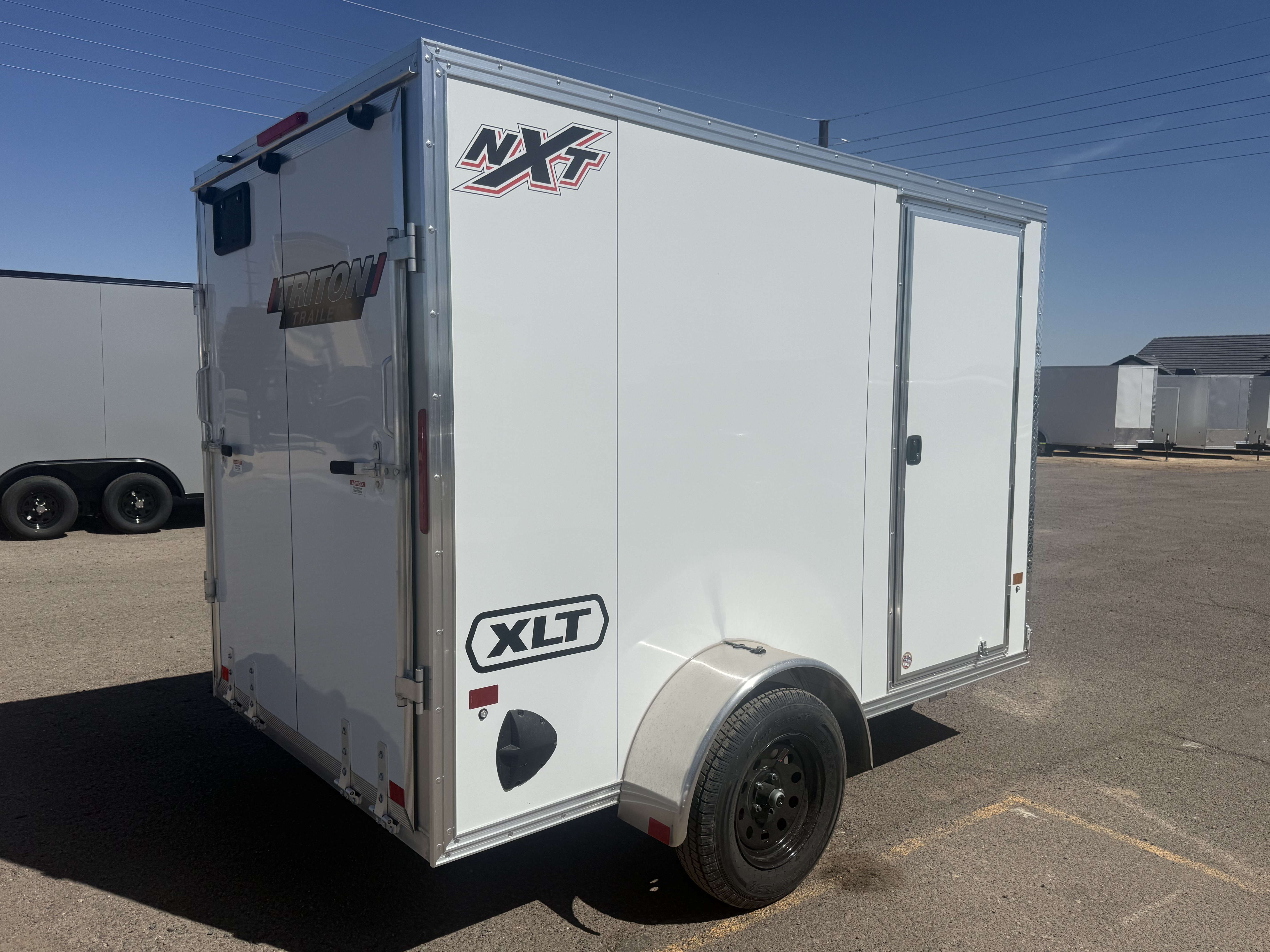 Alcom 10x6 All Aluminum XLT-P2 Enclosed, 3K GVWR, Limited Edition, Ramp Door - Stock #ALC224 - Image 2 of 8