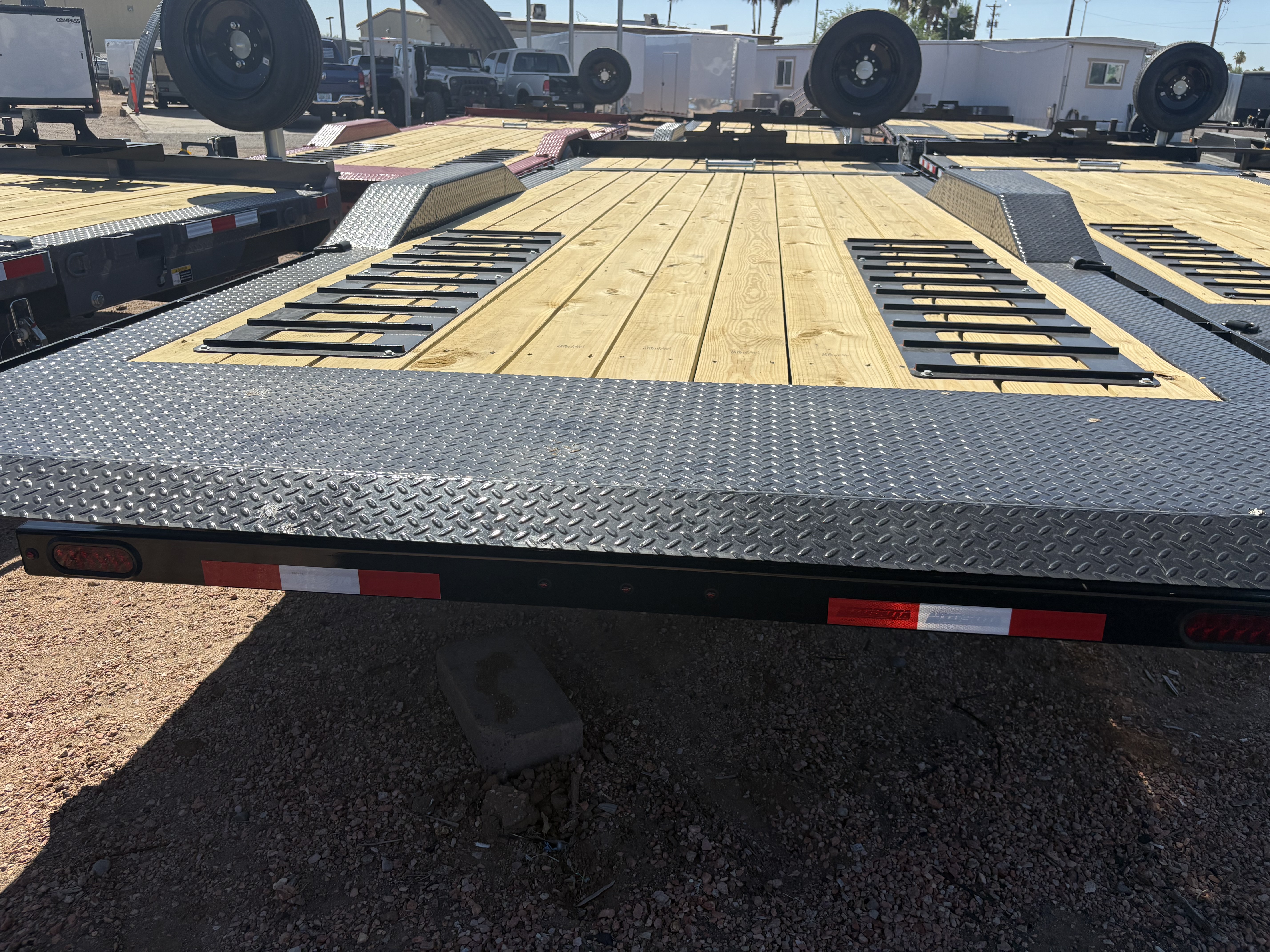 Midsota 22x8.5 (18'+4') Tilt Bed Wide Body, 22K GVWR, 80" Steel Toolbox - Stock #MI011 - Image 3 of 6