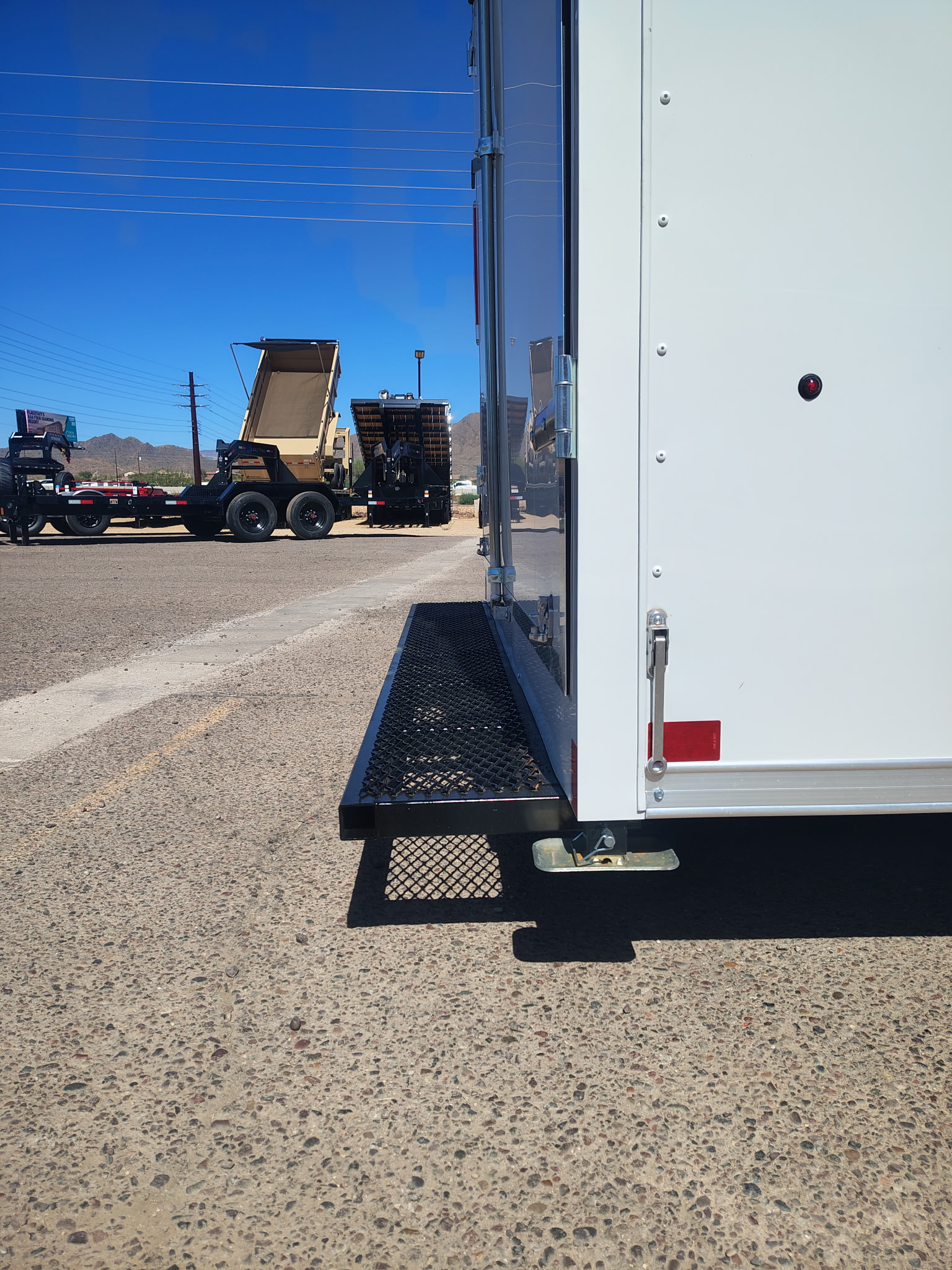 Pace American 16x8.5 PXT Hammer, 7K GVWR, Workbench, Ladder Rack, 6" Additional Height, Ramp Door - Stock #CMP2881 - Image 5 of 11