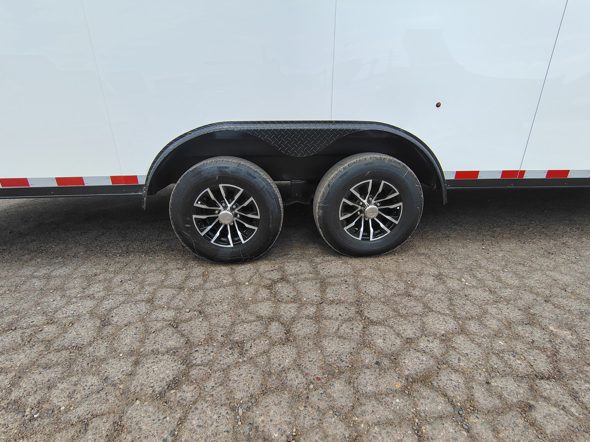 Formula 8.5'x28' Enclosed Car Hauler w/ Rear Ramp Door (Conquest)