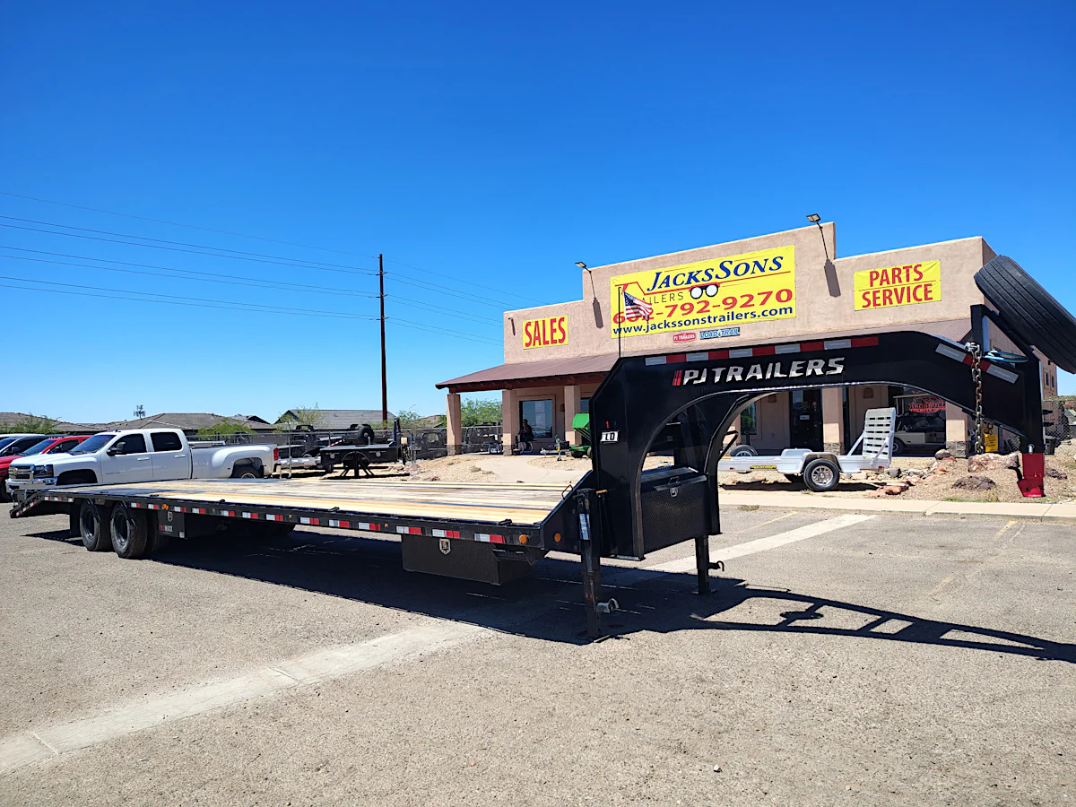 P.J. Trailers 40' Low-Pro Flatdeck w/ Duals, Air Ride, Elec/Hyd Disc brakes, 25K GVWR - Stock #USD8810 - Image 7 of 11 P.J. Trailers 40' Low-Pro Flatdeck w/ Duals, Air Ride, Elec/Hyd Disc brakes, 25K GVWR - Stock #USD8810 - Image 7 of 11
