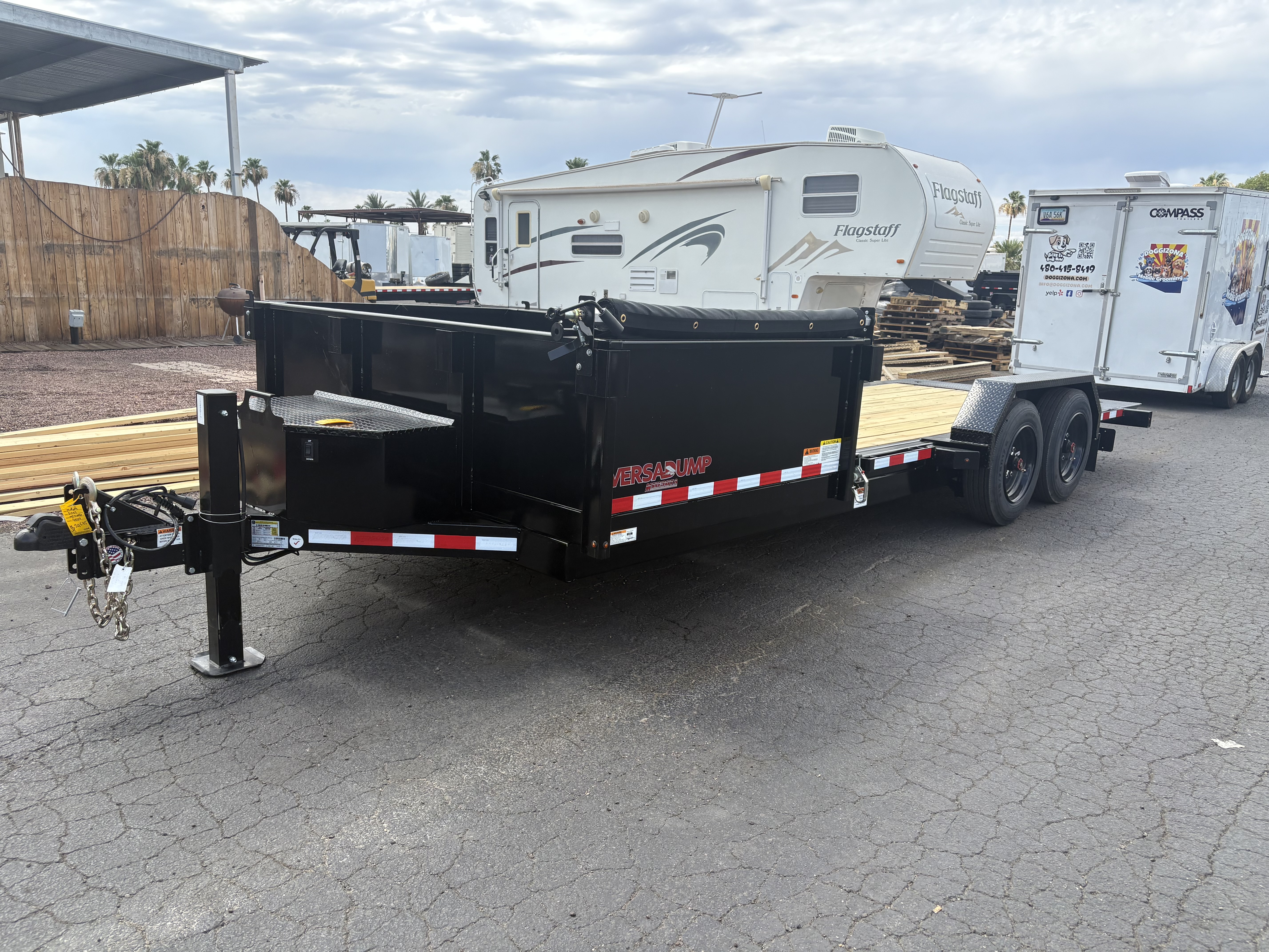 Midsota 21x83 Tandem Axle, 17.6K GVWR, Side Dump Tilt, 24" Sides, Hydraulic Jack - Stock #MID006 - Image 4 of 5